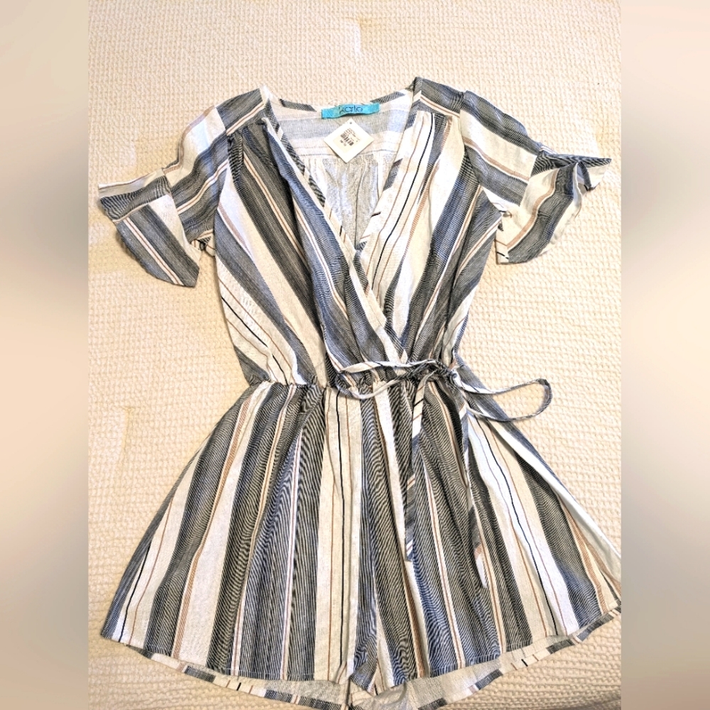 NWT Karlie Wrap Jumper